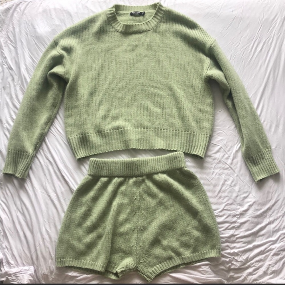 Green Knot Lounge Set